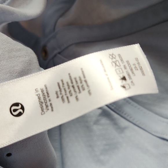 lululemon Baby Blue baseball cap with Silver Metal logo On Side - Picture 8 of 11